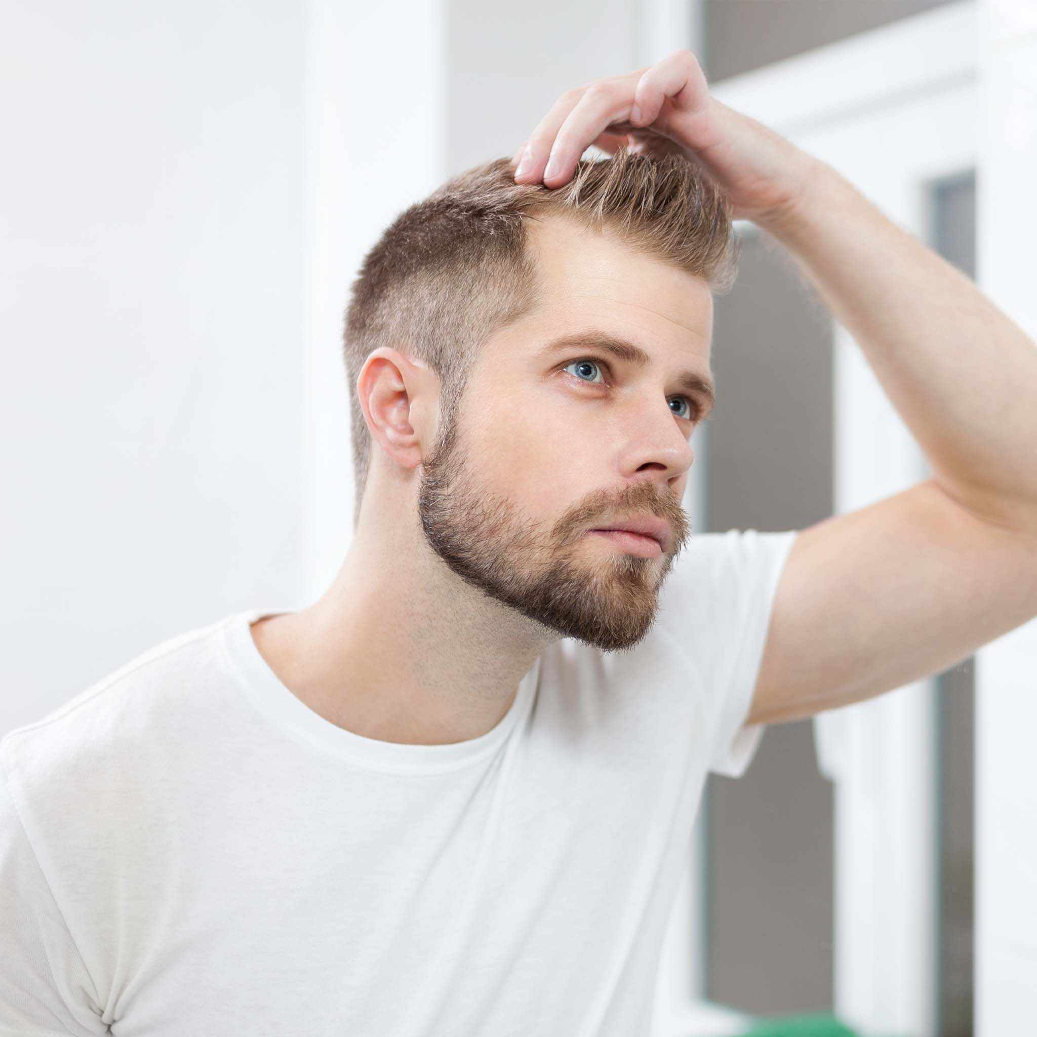 LAYZIN Haargroeiserum microneedling tegen haaruitval