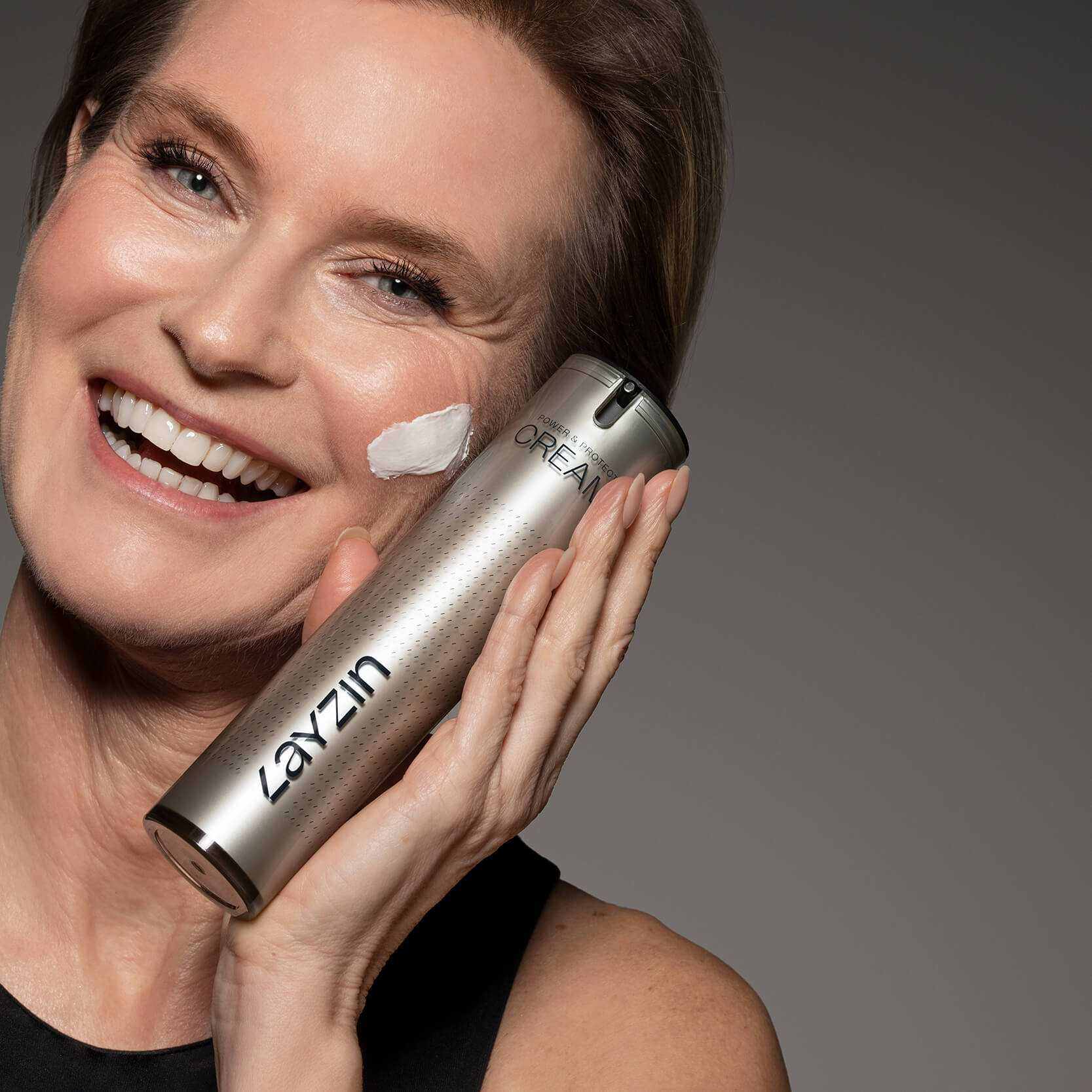 Perfect Pair - SCRUB en Power en Protect Cream SPF30 moisturizer LAYZIN