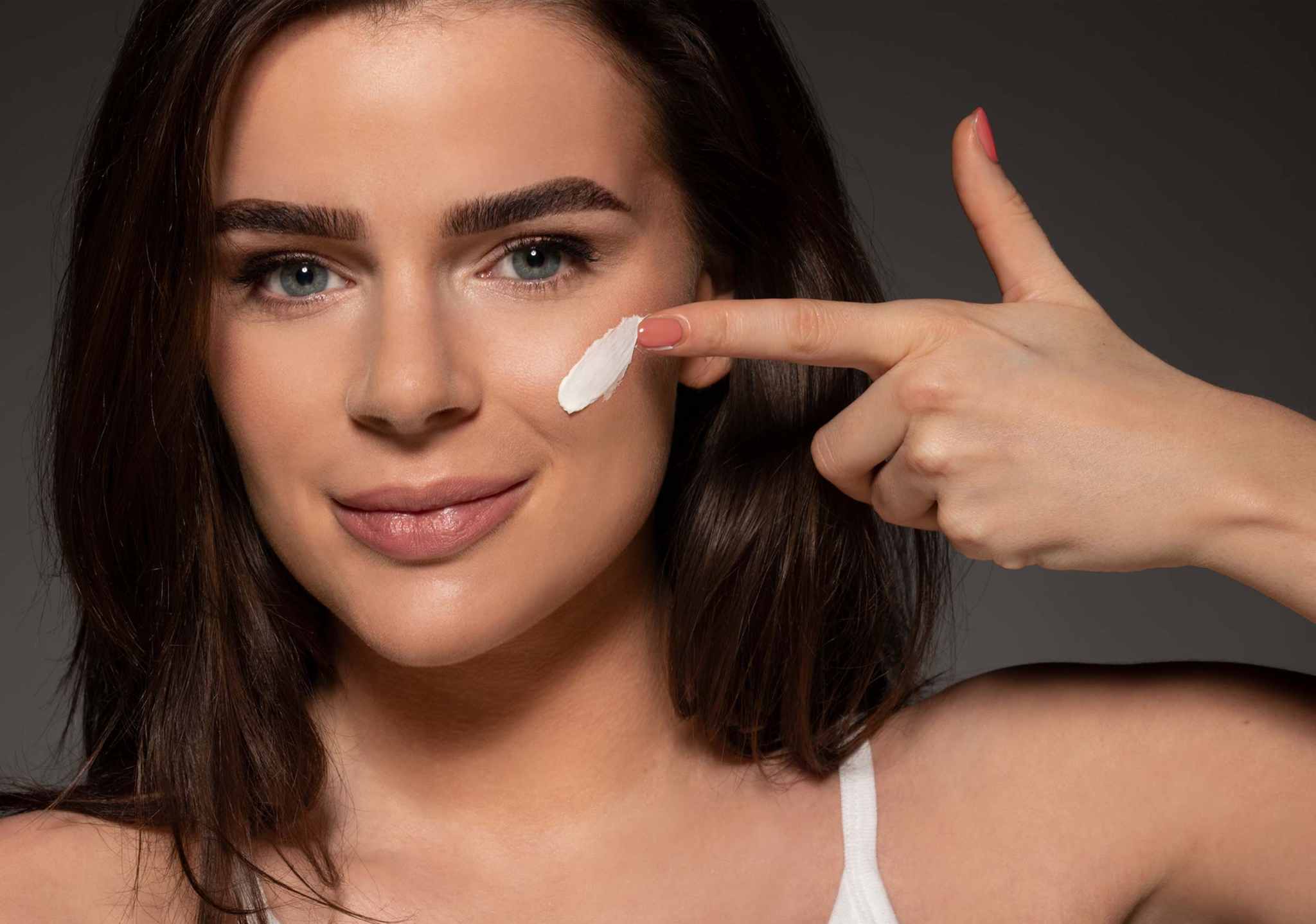 veroudering van de huid tegengaan met Power & Protect creme spf30 verzorgende verjongende en huidbeschermende creme. Goed gehydrateerde huid vertoont minder rimpels. Gaat hyperpygmentatie tegen waardoor de huid er jonger uitziet 